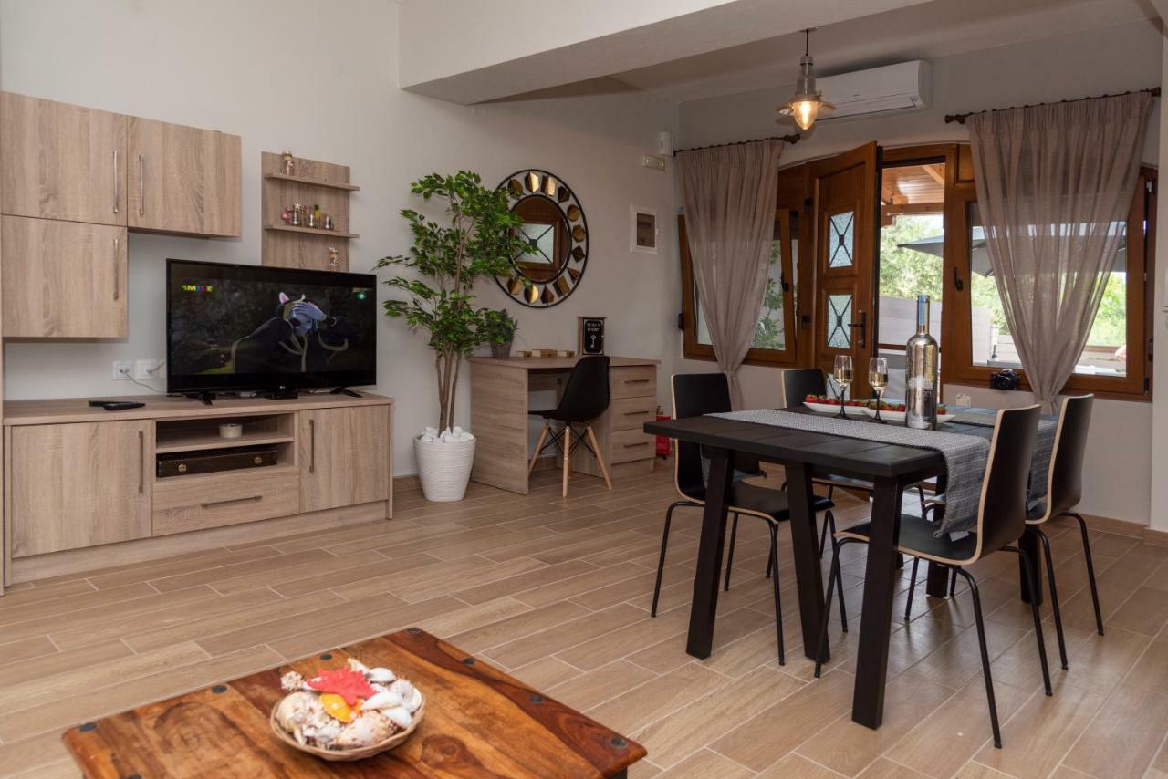 Cavas Luxury Apartments Nea Iraklitsa Buitenkant foto